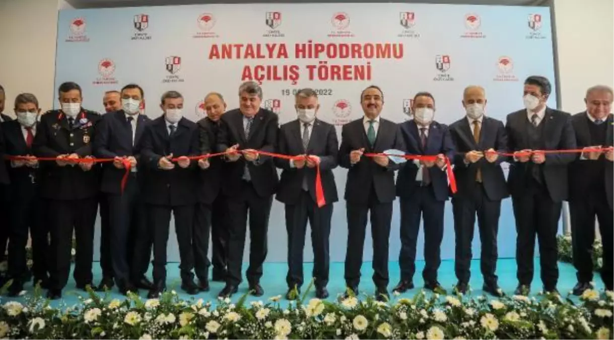 Antalya Hipodromu açıldı