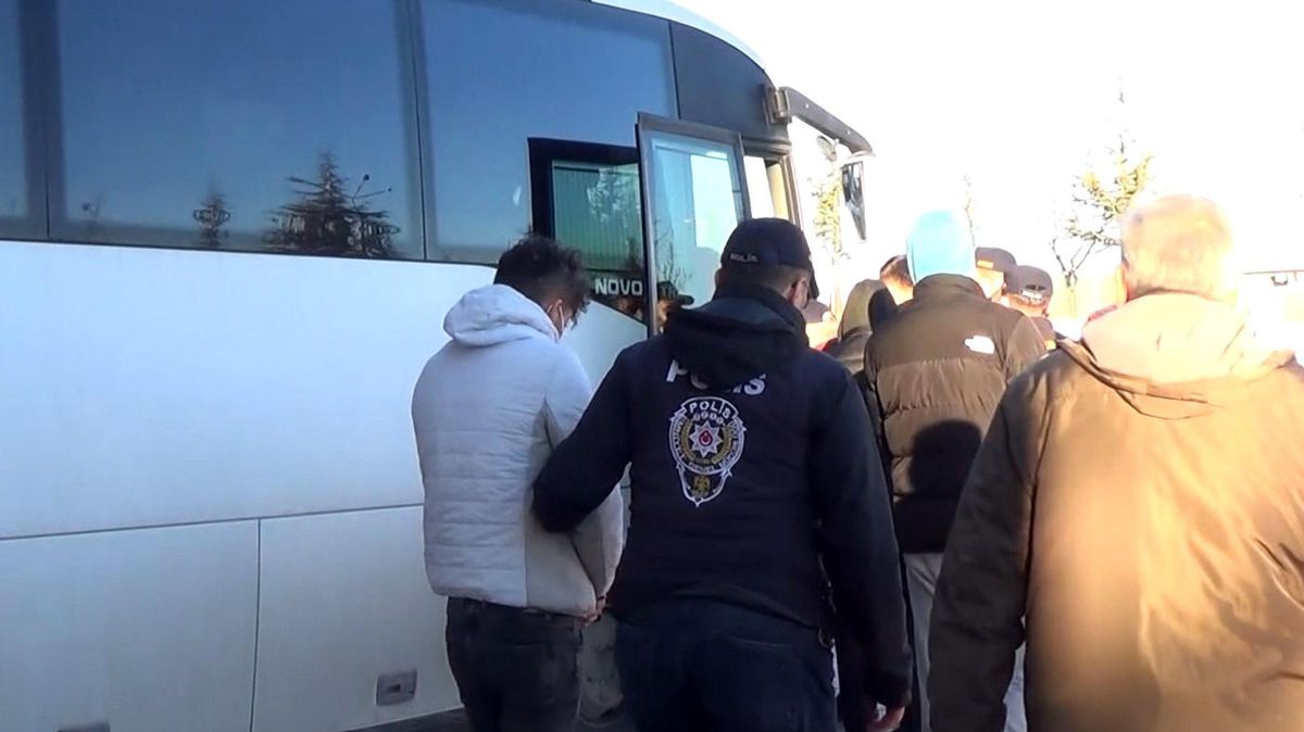 Isparta\'da 4 günde 25 uyuşturucu operasyonu