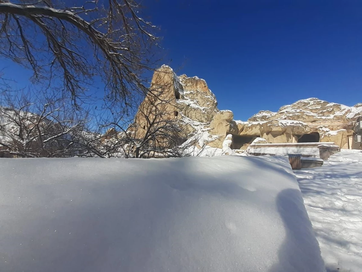 Kar, Kapadokya\'ya çok yakıştı