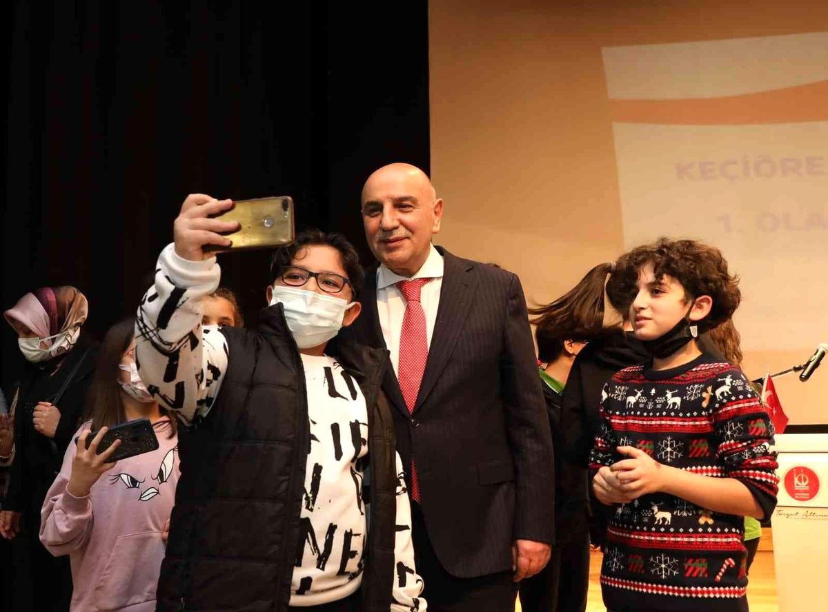 Keçiören'de Çocuk Meclisi kuruldu, ilk kongre yapıldı