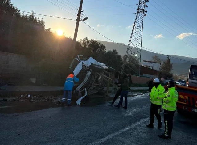 Trafik kazası: 4'ü ağır 8 yaralı