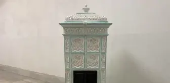 Osmanlı döneminden kalan çini sobalar restore edilerek gün yüzüne çıkıyor
