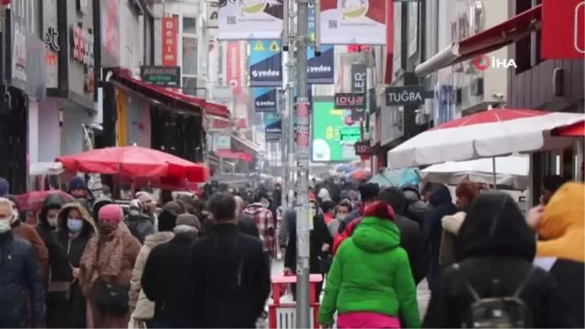 Samsun şehir merkezinde kar yağışı sevinci
