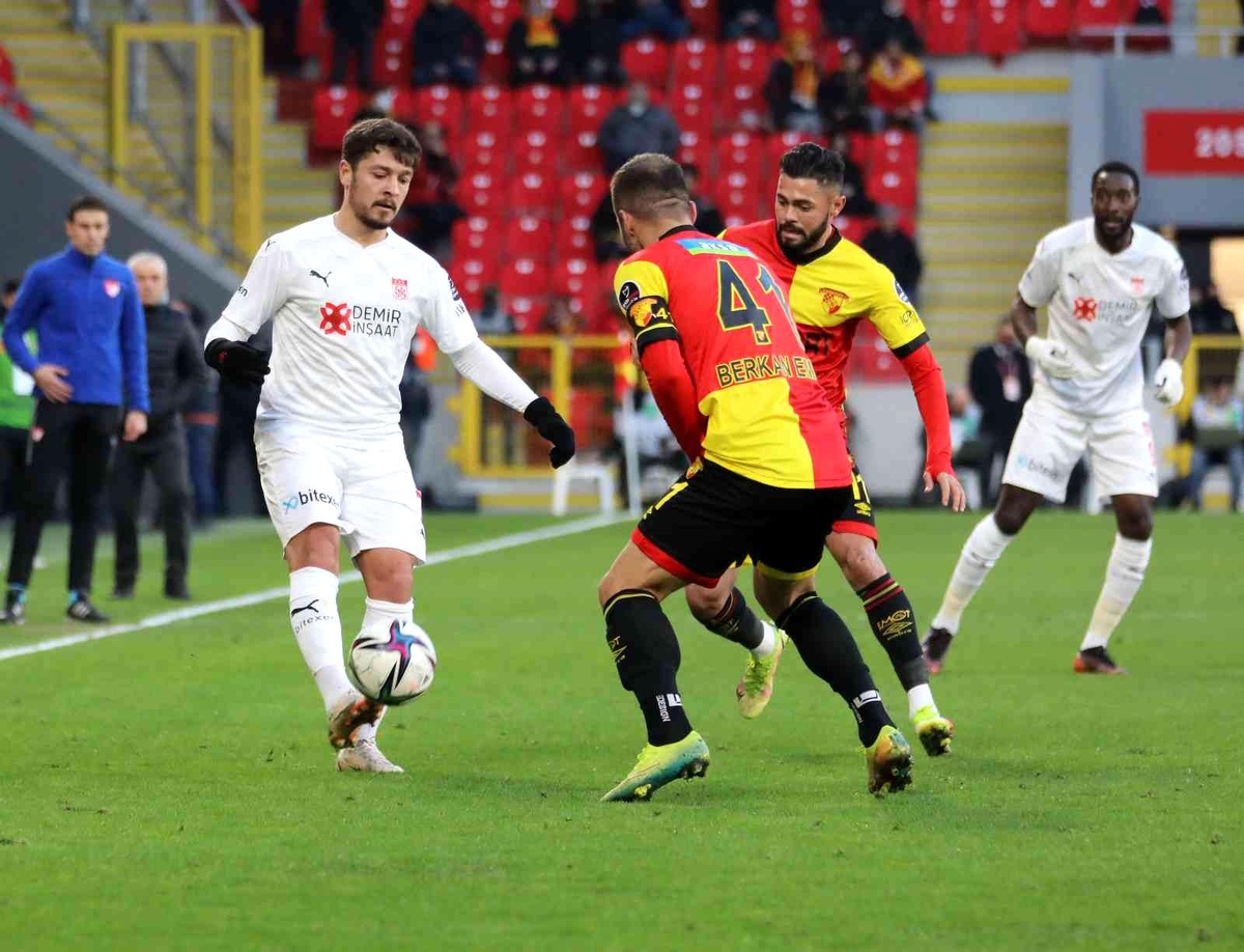 Sivasspor, 6. mağlubiyetini Göztepe deplasmanında aldı