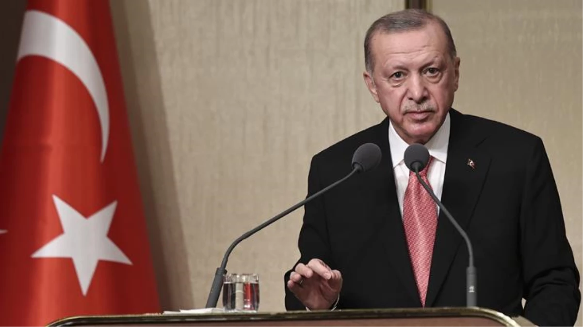 Son Dakika: Cumhurbaşkanı Erdoğan\'dan muhtarlara müjde: Maaşlarınızı asgari ücret seviyesine çekiyoruz