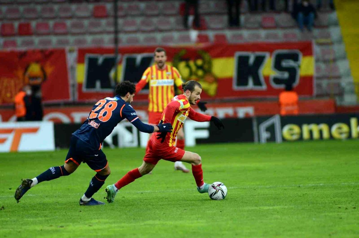 Spor Toto Süper Lig: Kayserispor: 1 - Medipol Başakşehir: 0 (Maç sonucu)