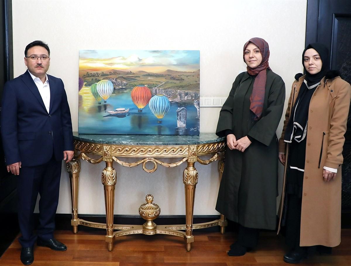 \'Yetimler İftarı\' ile ünlenen ressam şimdide Afyonkarahisar\'ı renklerle tanıtacak