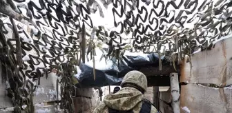 AA, Donbas'ın Zolote bölgesindeki cephe hattını görüntüledi