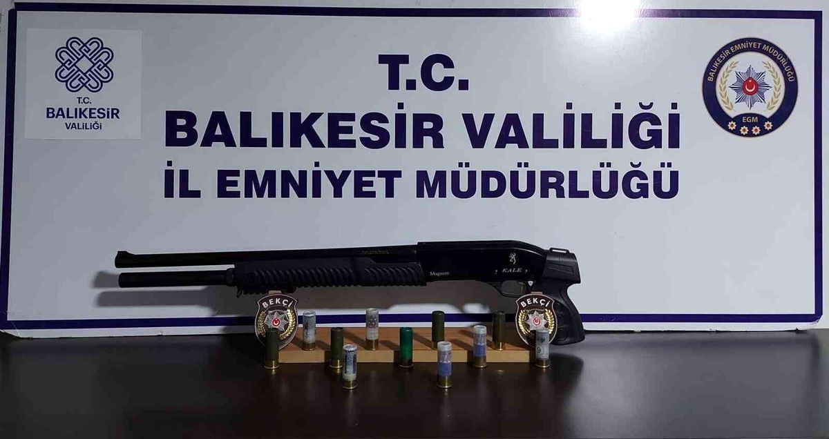 Balıkesir\'de 65 şahsa gözaltı