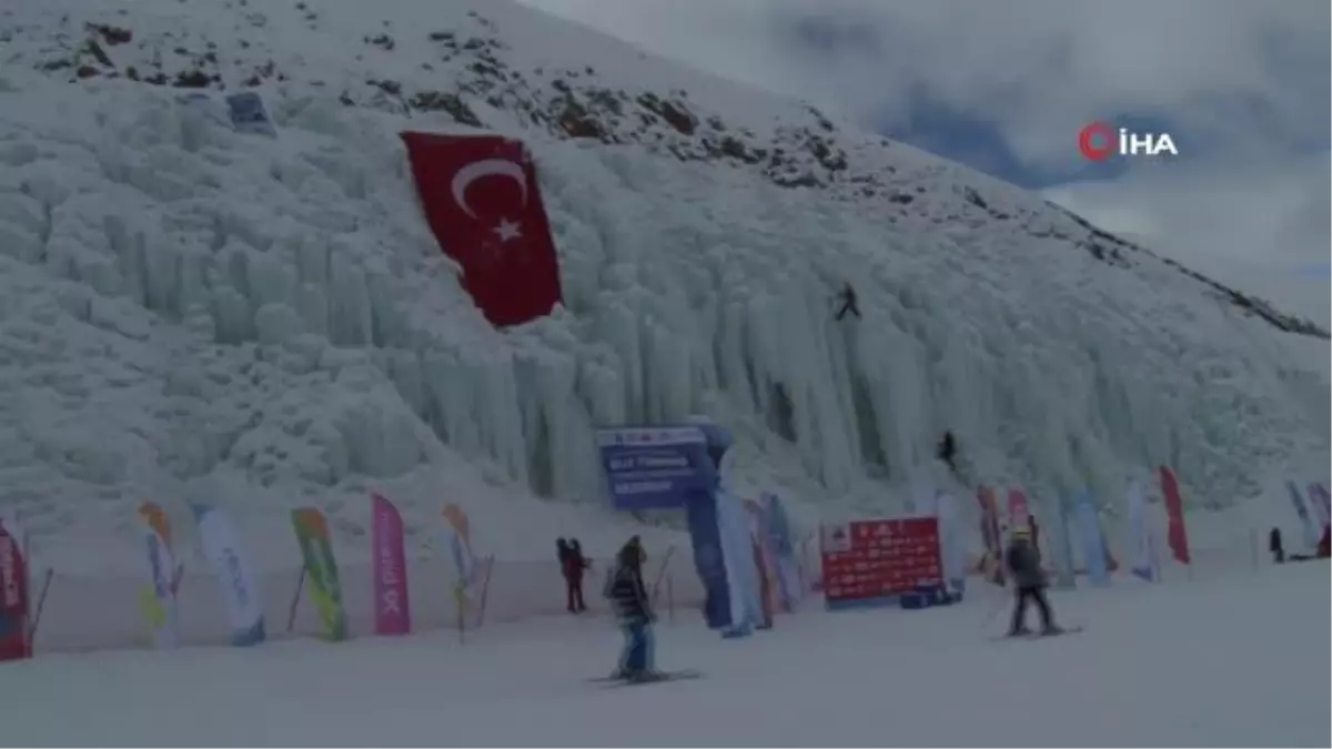 Buz duvarı Türkiye Buz Tırmanış Şampiyonasına ev sahipliği yaptı