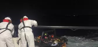 Çeşme açıklarında 15 kaçak göçmen kurtarıldı