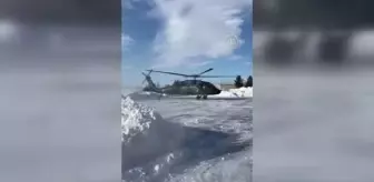 Son dakika haberleri: DİYARBAKIR - Askeri helikopter iki hasta için havalandı