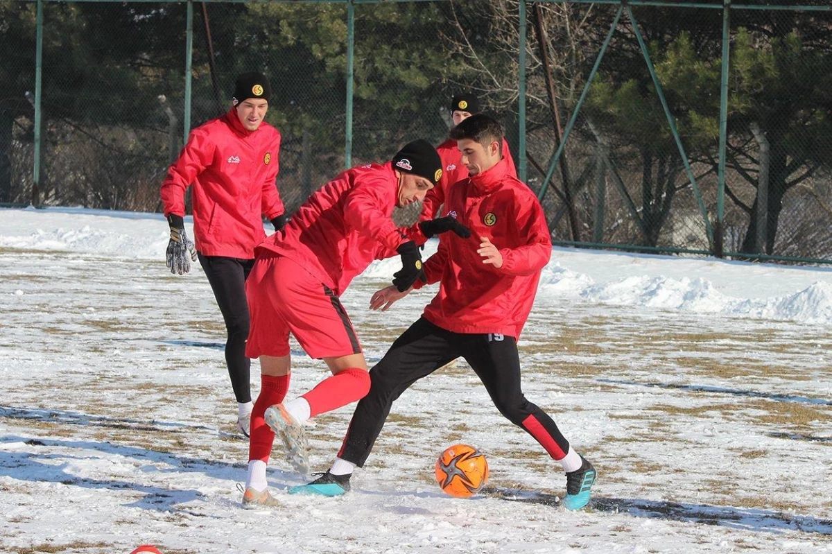 Eskişehirspor, Şanlıurfaspor maçı hazırlıklarını tamamladı