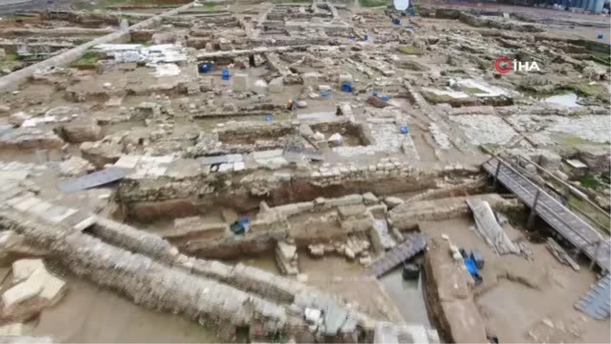 Kadıköy\'de, Körler Ülkesi\'ndeki arkeolojik çalışmalarda son durum görüntülendi