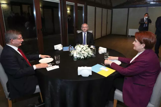 Kılıçdaroğlu, Akşener ve Davutoğlu bir araya geldi