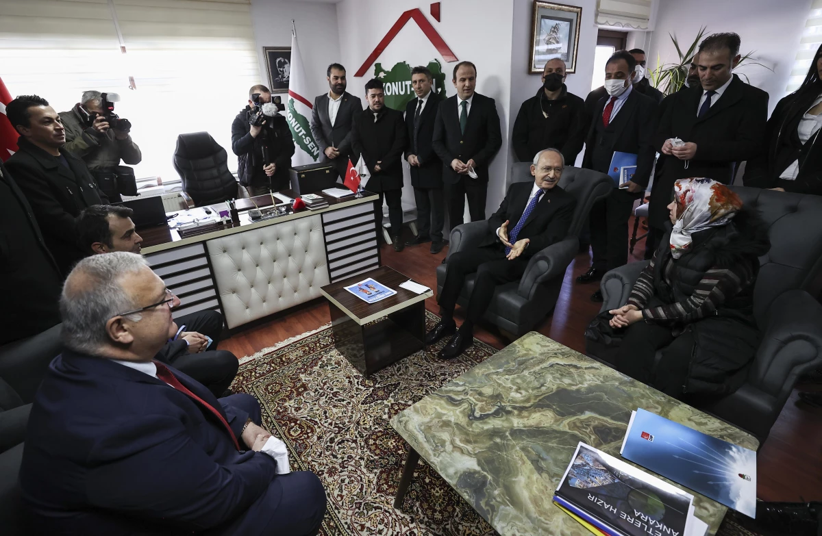 Kılıçdaroğlu, Konut Görevlileri Sendikasını ziyaret etti