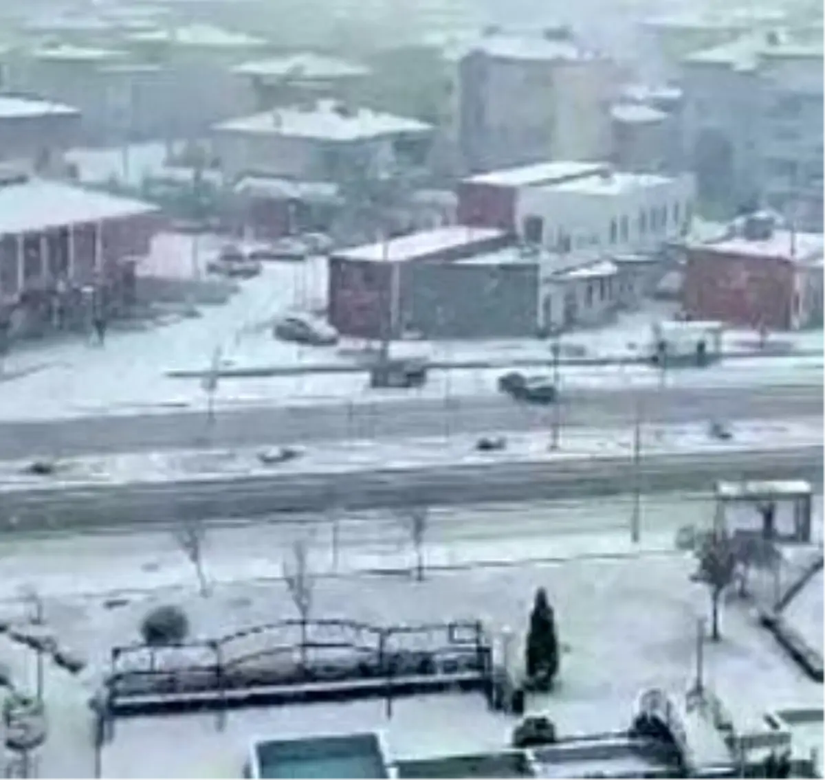 Lüks aracın simitçiyi ezdiği anlar ortaya çıktı