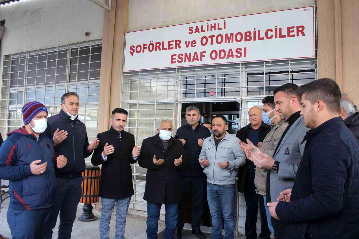 Salihli\'nin genç başkanı dualarla görevine başladı
