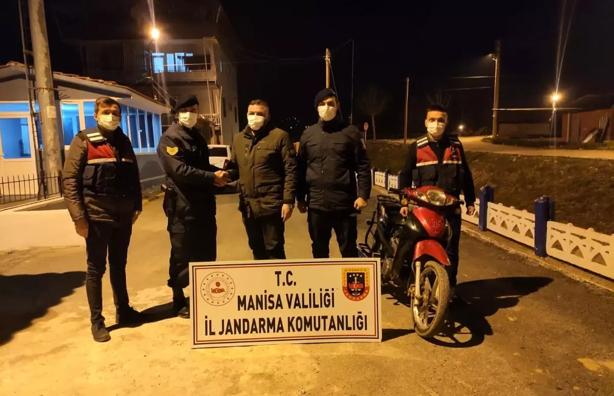 Şüphe üzerine durdurulan motosiklet çalıntı çıktı