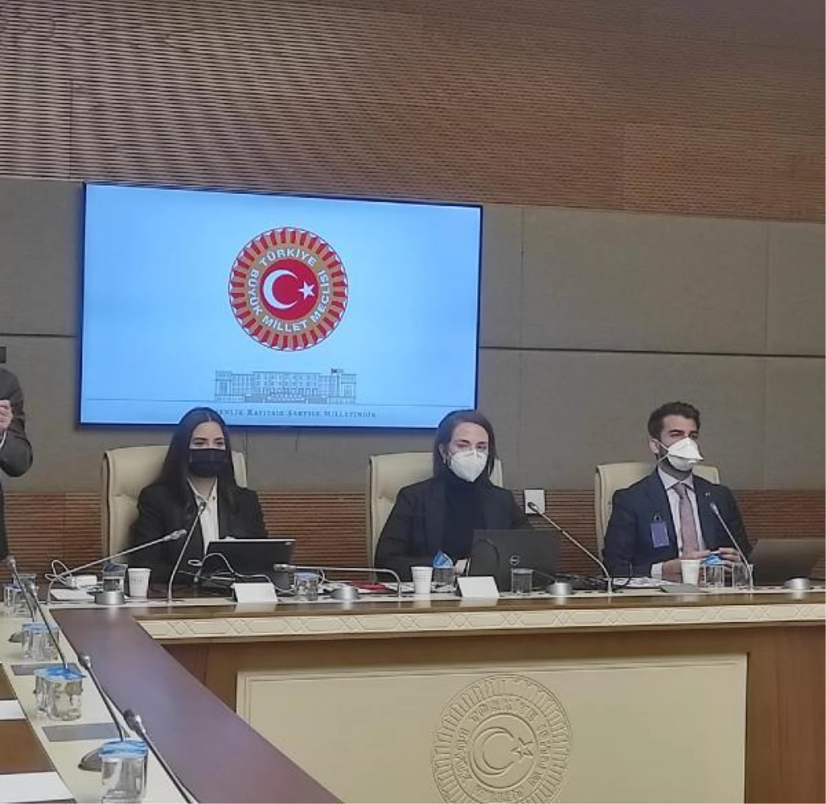 TikTok heyeti TBMM'de sunum yaptı