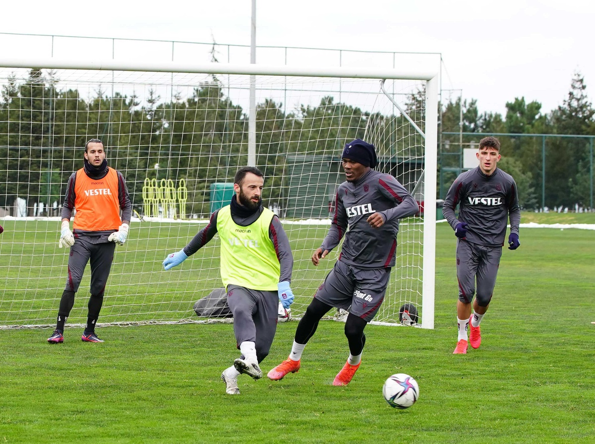 Trabzonspor, Galatasaray maçı hazırlıklarına başladı