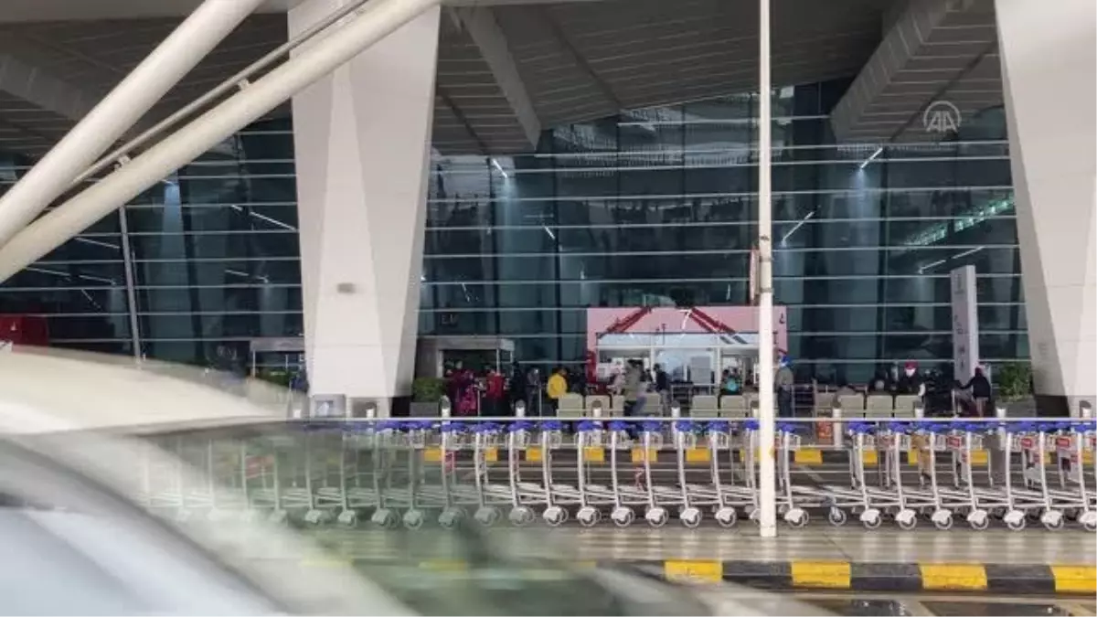 YENİ DELHİ - Air India havayolu şirketi 5G belirsizliği nedeniyle ABD uçuşlarını askıya aldı