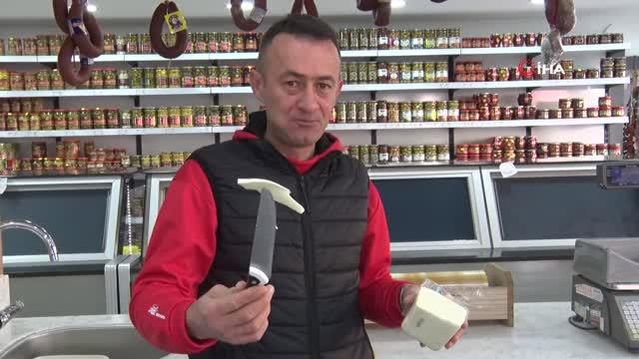 1 kilo sütten 1.5 kilo kaşar peyniri yaptıklarını sanıp sağlıklarını tehlikeye atıyorlar