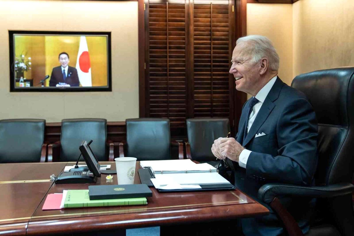 ABD Başkanı Biden Japonya Başbakanı Kishida ile görüştü