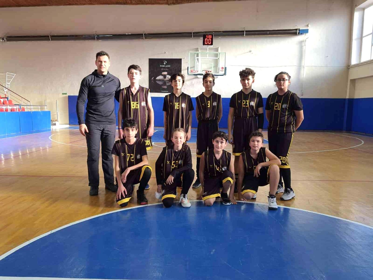 Bozüyük Belediyesi Eğitim ve Spor Kulübü galibiyetlerle başladı