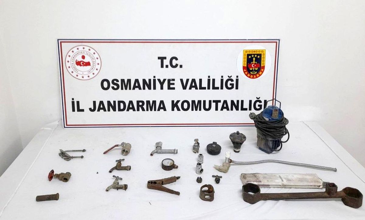 Evden hırsızlık yapan zanlı yakalandı