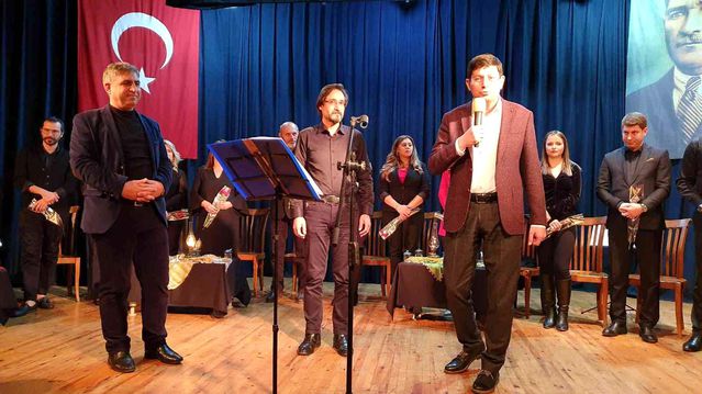 Gaz lambası eşliğinde Kış Masalı dinletisi