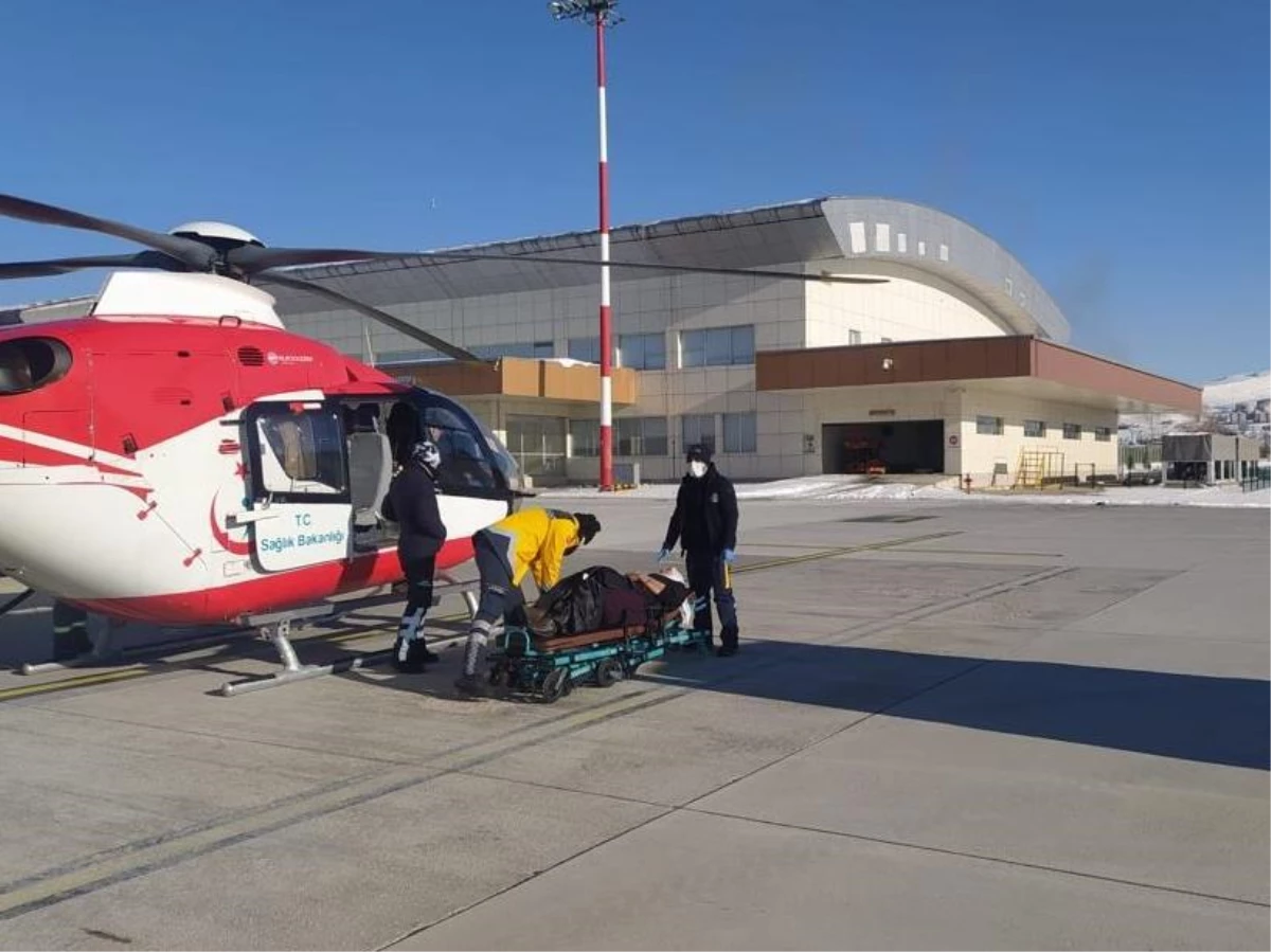 Hava ambulansı hamile kadın için havalandı
