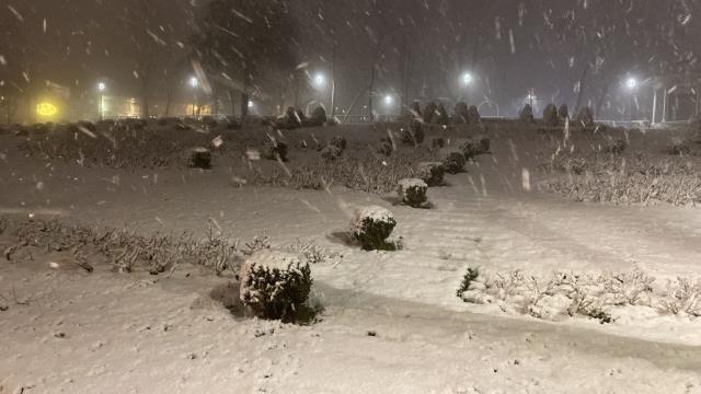 İstanbul'da beklenen kar yağışı başladı! İşte ilçe ilçe son durum