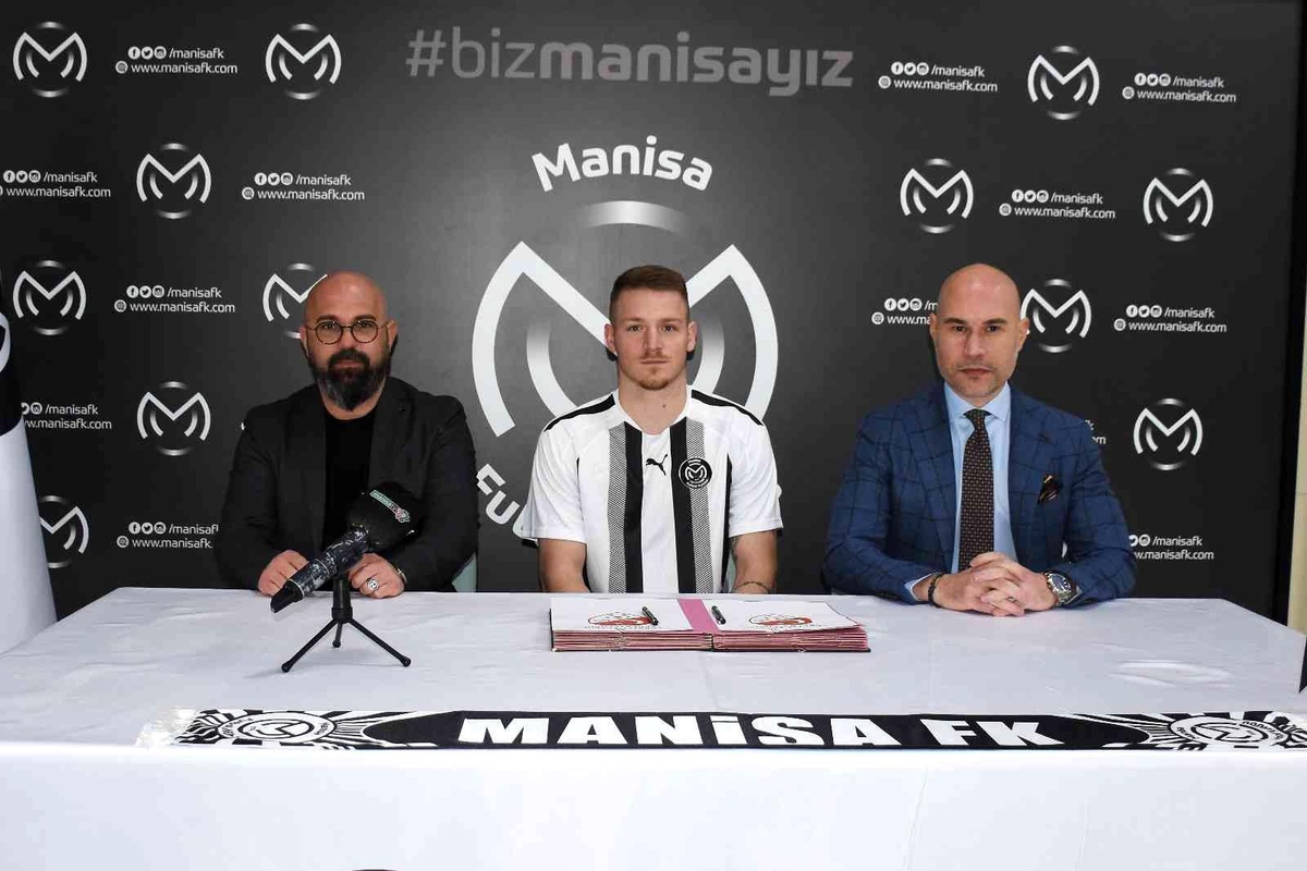 Manisa FK Sırp forvet Ozegovic\'i renklerine kattı