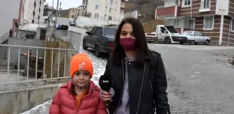 Okula giderken köpeklerin saldırısına uğramıştı, genç kız dehşet anlarını anlattı