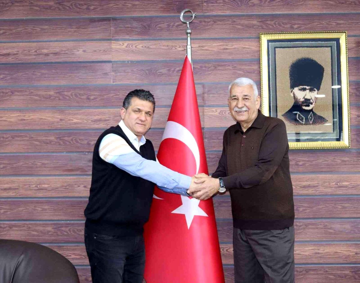 Salihli\'de 45 yıllık başkan koltuğu bırakıyor