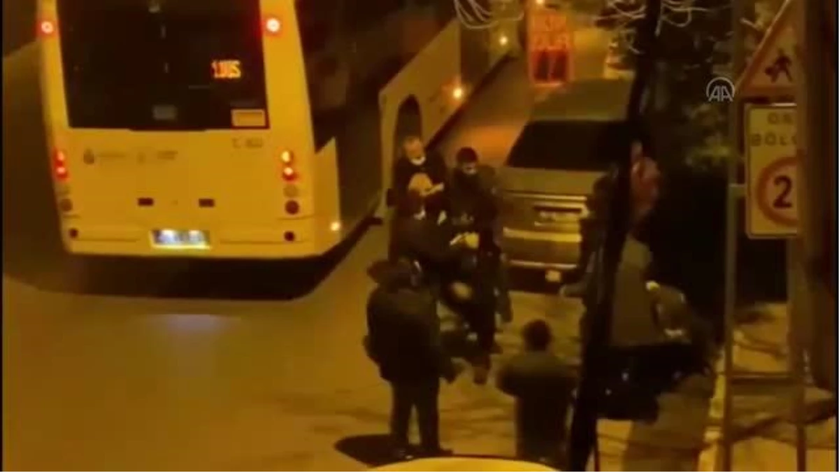 Sultanbeyli\'de otobüs şoförünü darbeden 3 şüpheli gözaltına alındı