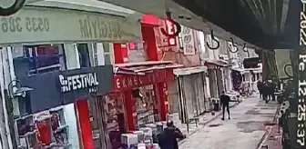 Son dakika haberi... Tartıştığı arkadaşını bıçakladı; o anlar kamerada