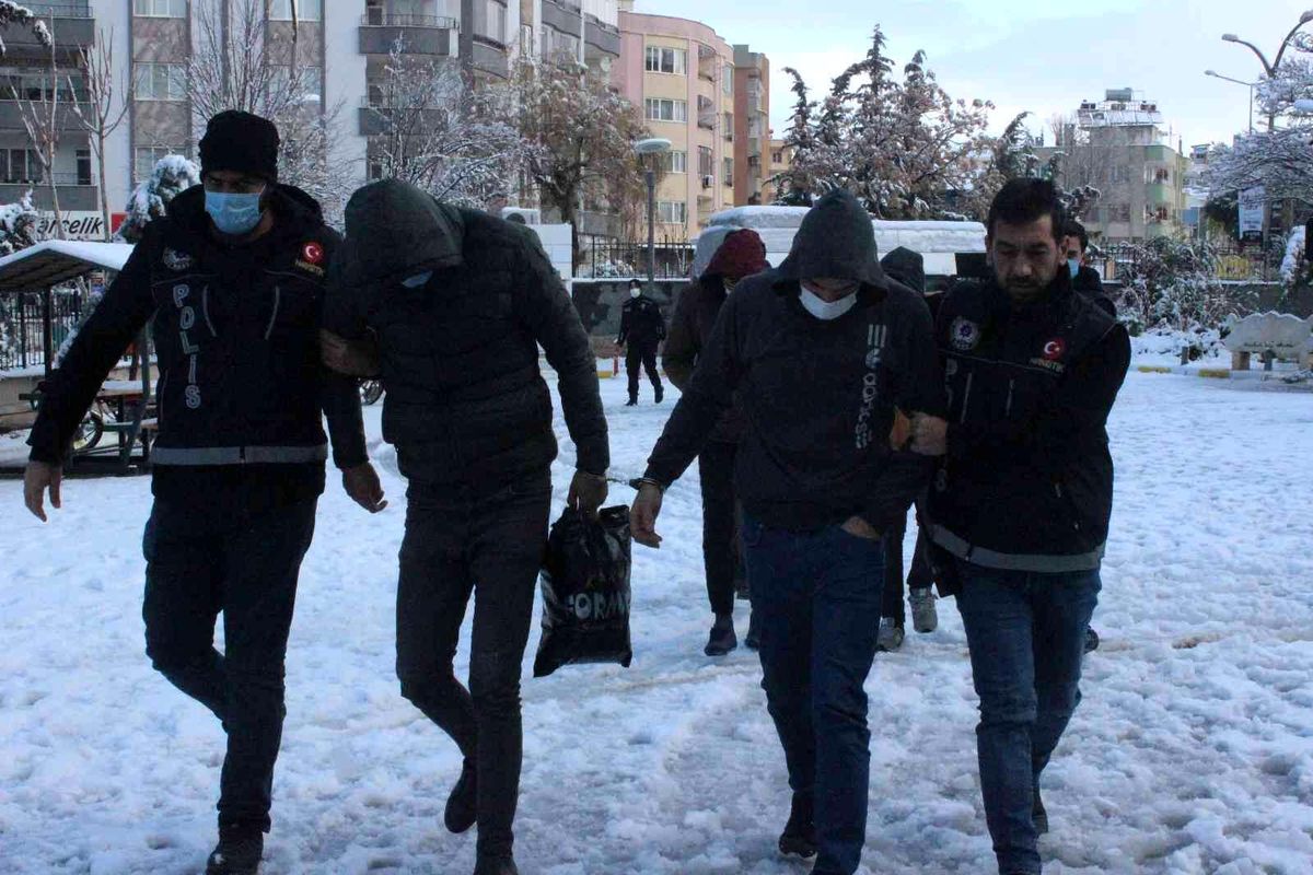 Uyuşturucu operasyonunda 9 tutuklama