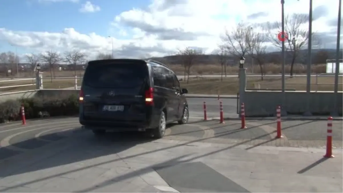 Yedi yıl önce felç olan Filistinli genç aradığı tedaviyi Eskişehir\'de buldu