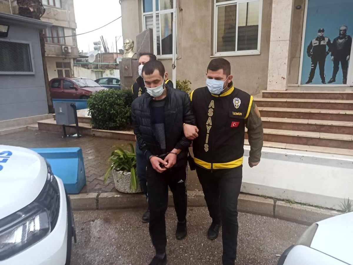 Son dakika haberi: 18 yıl hapis cezası ile aranan hırsız, polisten kaçamadı