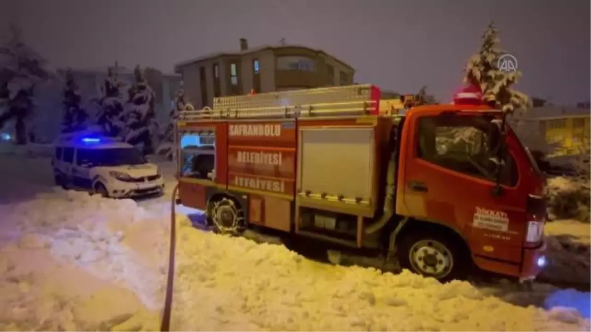 3 katlı binada çıkan yangın söndürüldü