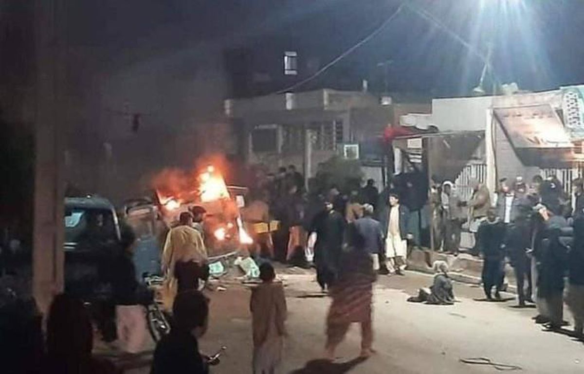 Son dakika haberleri | Afganistan\'da minibüse bombalı saldırı: 7 ölü, 9 yaralı
