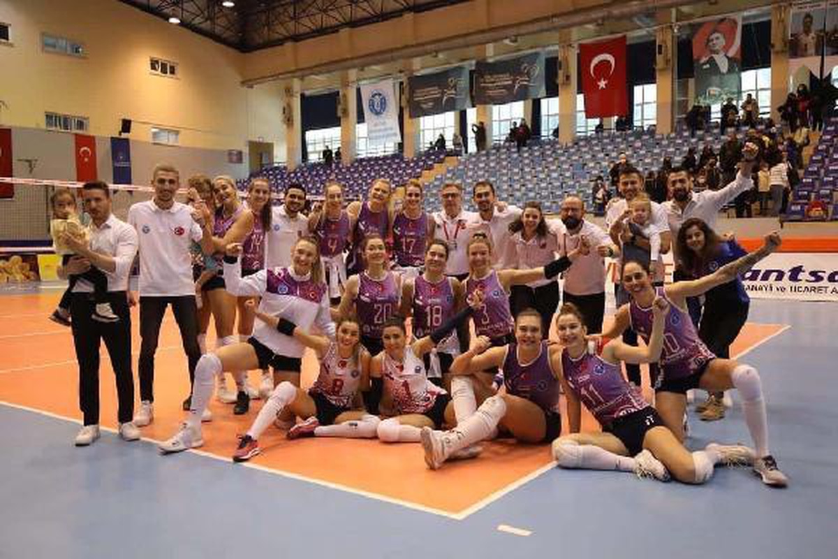Aydın Büyükşehir Belediyespor - PTT: 3-0