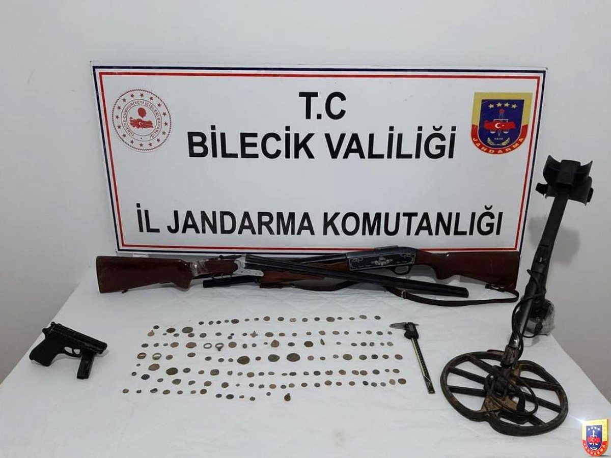 Son dakika 3. sayfa: Jandarmanın tarihi eser kaçakçılığı operasyonlarında 9 şüpheli yakalandı