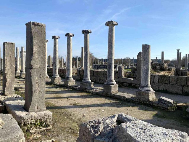 Perge Antik Kenti'nin ziyaretçi sayısı 2021 yılında yüzde yüz arttı