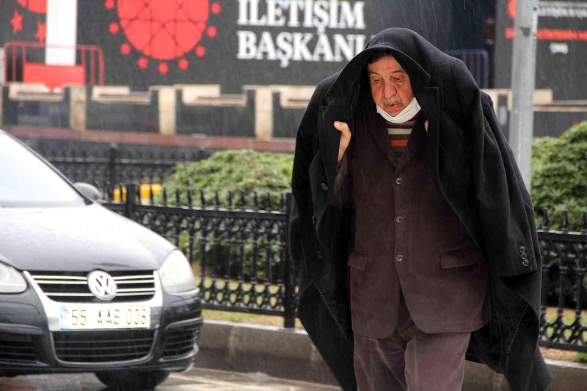 Samsun soğuk ve yağışlı havanın etkisine girdi