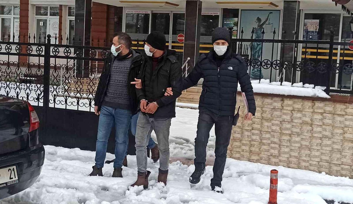 4 yıl 2 ay hapis cezası bulunan şahıs cezaevine gönderildi