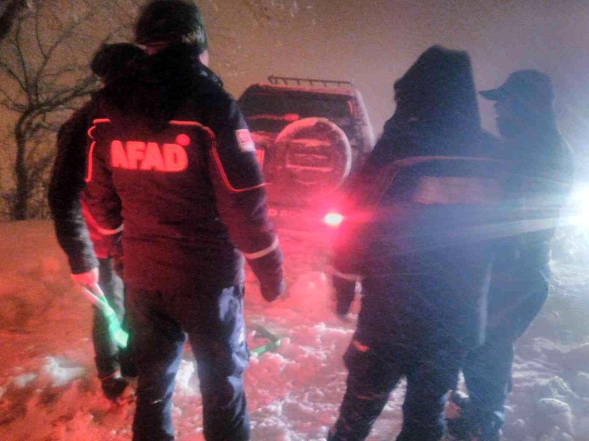 Çorum Afet ve Acil Durum Yönetimi Merkezi'nde yoğun kar mesaisi