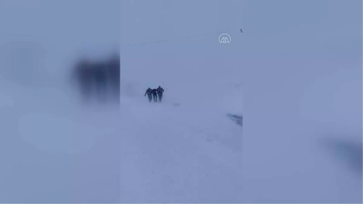 Donma tehlikesi geçiren sürücü kurtarıldı